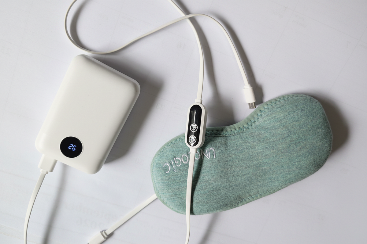 UNCLOGIC Mask + Power Bank Setup -